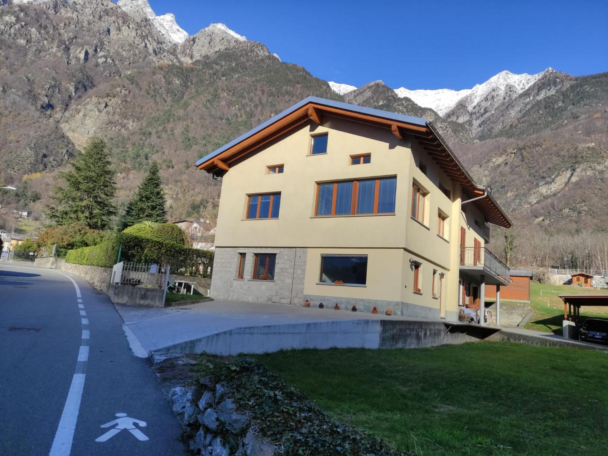 L'acero Rosso Holiday home Prosto di Piuro